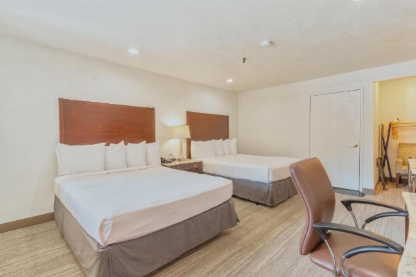 The Yosemite Inn image 26